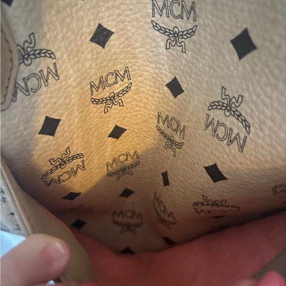 MCM Tote Bag - Picture 14 of 16